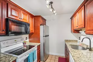 35 Des Moines Rd, Quincy, MA 02169 - Photo 5