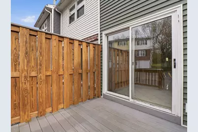 100 Roper St #D, Lowell, MA 01852 - Photo 33