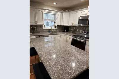 545 Hampshire St #545, Lawrence, MA 01841 - Photo 9