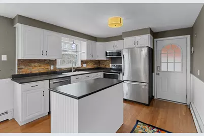 491 Grafton St, Shrewsbury, MA 01545 - Photo 9