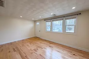 125 Burnham Rd, Lowell, MA 01852 - Photo 3