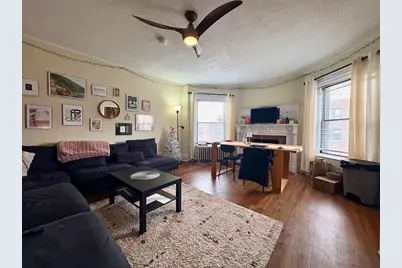 914 Beacon St #4, Boston, MA 02215 - Photo 1