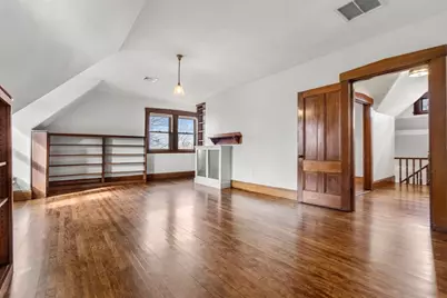 44 Putnam St, Newton, MA 02465 - Photo 27