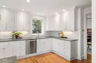 44 Putnam St, Newton, MA 02465 - Photo 11