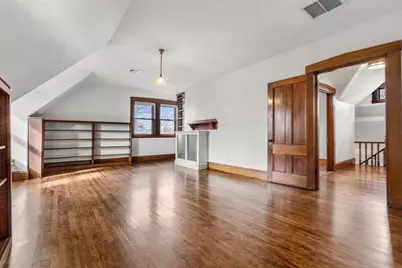 44 Putnam St, Newton, MA 02465 - Photo 29