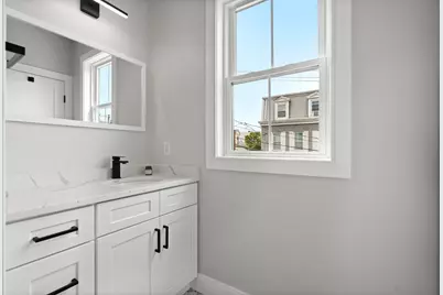 174 W 7th St. #2, Boston, MA 02127 - Photo 31