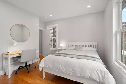174 W 7th St. #2, Boston, MA 02127 - Photo 25