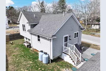 18 Russell St, Westport, MA 02790 - Photo 29