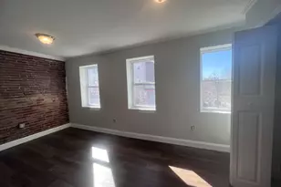 315 Meridian St, Boston, MA 02128 - Photo 9