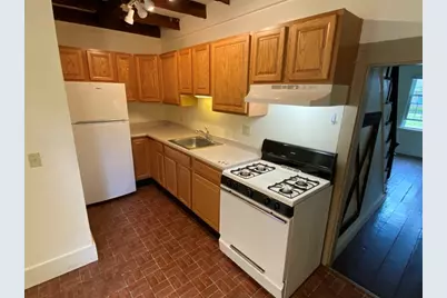 797 Main Street #4, Amherst, MA 01002 - Photo 3