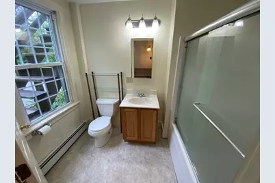 797 Main Street #4, Amherst, MA 01002 - Photo 5