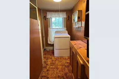 1386 Pleasant Street, Athol, MA 01331 - Photo 11