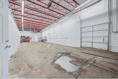 204 Providence St, Boston, MA 02136 - Photo 27