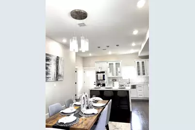 18 Woodbine St #2, Somerville, MA 02143 - Photo 5