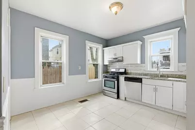 9 Edwin St, Boston, MA 02124 - Photo 17