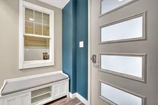 31 Water St, Saugus, MA 01906 - Photo 5