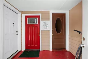 33 Woodford St, Worcester, MA 01604 - Photo 3