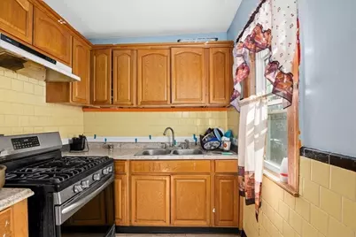 33 Woodford St, Worcester, MA 01604 - Photo 13