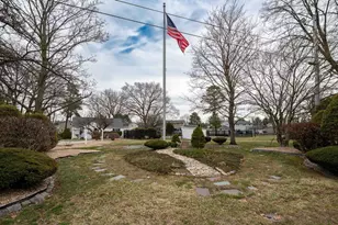 60 Honeysuckle Dr, Chicopee, MA 01022 - Photo 19