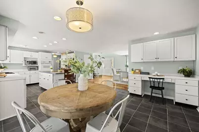 78 Gretchen Way, Raynham, MA 02767 - Photo 17