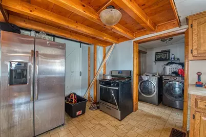 22 Ocean Ave, Hanson, MA 02341 - Photo 9