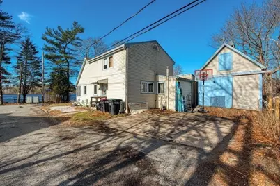 22 Ocean Ave, Hanson, MA 02341 - Photo 3