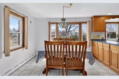 95 Grove St, Shrewsbury, MA 01545 - Photo 7