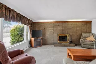 95 Grove St, Shrewsbury, MA 01545 - Photo 11