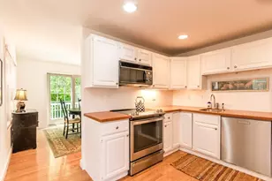 15 Hampton Ct, Mashpee, MA 02649 - Photo 11