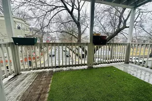 28 Melbourne St, Boston, MA 02124 - Photo 23