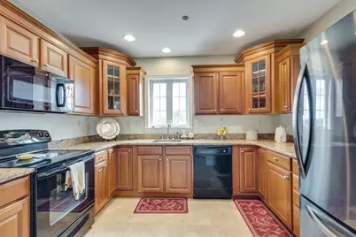 2311 Briarwood Vlg #2311, Clinton, MA 01510 - Photo 9