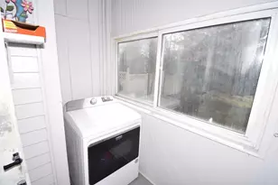 16 Ames St, Worcester, MA 01610 - Photo 19