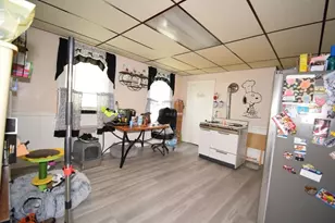 16 Ames St, Worcester, MA 01610 - Photo 11