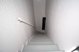 16 Ames St, Worcester, MA 01610 - Photo 15