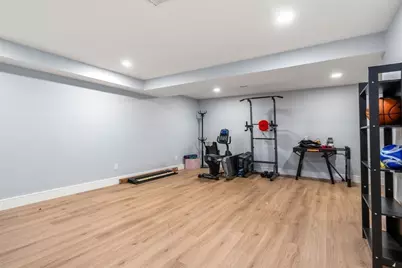 89 Newfield St, Boston, MA 02132 - Photo 21