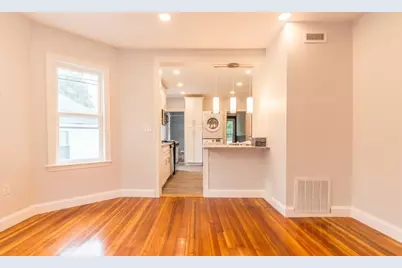 28 Hunnewell #2, Boston, MA 02135 - Photo 5