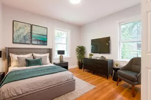 28 Hunnewell, Boston, MA 02135 - Photo 3