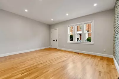 129 Sutherland #House, Boston, MA 02135 - Photo 5