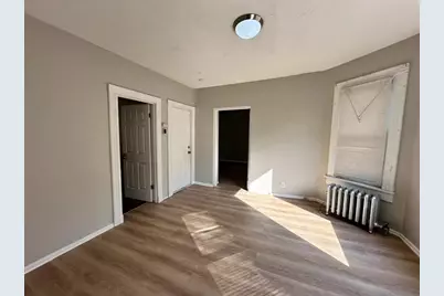 48 Acushnet Ave, Springfield, MA 01105 - Photo 13