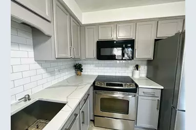 1302 Lewis O Gray Dr #1302, Saugus, MA 01906 - Photo 13