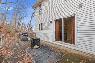 5 Swan Ave, Worcester, MA 01602 - Photo 23