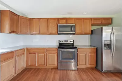 5 Swan Ave #B, Worcester, MA 01602 - Photo 9