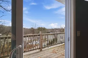 5 Swan Ave, Worcester, MA 01602 - Photo 13