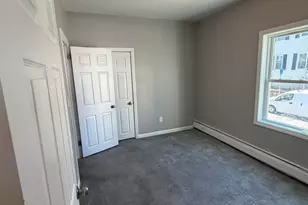 529 Warren, Fall River, MA 02721 - Photo 3