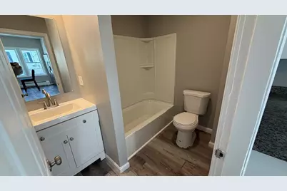 529 Warren, Fall River, MA 02721 - Photo 11