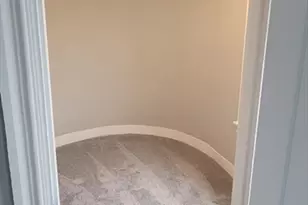 529 Warren, Fall River, MA 02721 - Photo 17