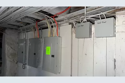 529 Warren, Fall River, MA 02721 - Photo 33