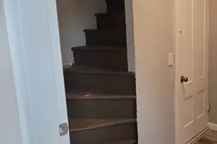 529 Warren, Fall River, MA 02721 - Photo 13