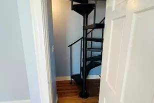 3 Lynnfield St, Peabody, MA 01960 - Photo 9