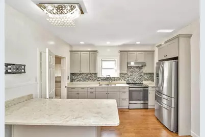 156 West St, Quincy, MA 02169 - Photo 5